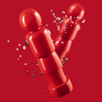 "Calcetto" spice grinder in glossy red lacquered beechwood