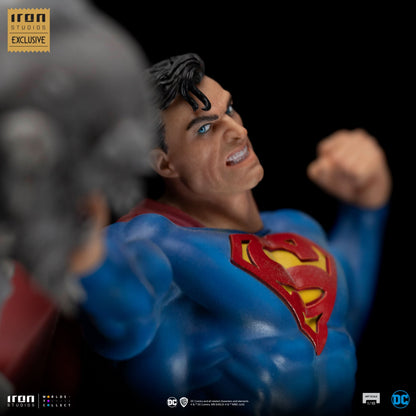 Superman vs. Doomsday Statue - DC Comics - Art Scale 1/10 - Iron Studios