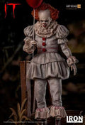 Statue IT Pennywise - Deluxe - 1/10
