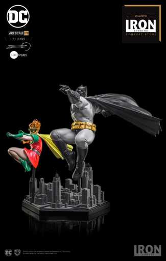 Batman & Robin Deluxe Statue By Frank Miller - The Dark Knight Returns - Art Scale 1/10 - Iron Studios