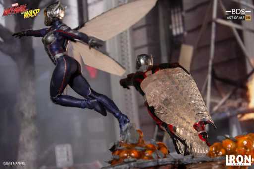 Ant-Man Statue - Ant-Man and the Wasp - Art Scale 1/10 - Iron Studios
