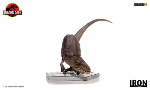 Crouching Velociraptor Statue - Jurassic Park - Art Scale 1/10