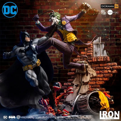 Batman Vs Joker Statue - DC Comics By Ivan Reis - Battle Diorama 1/6 - Iron Studios