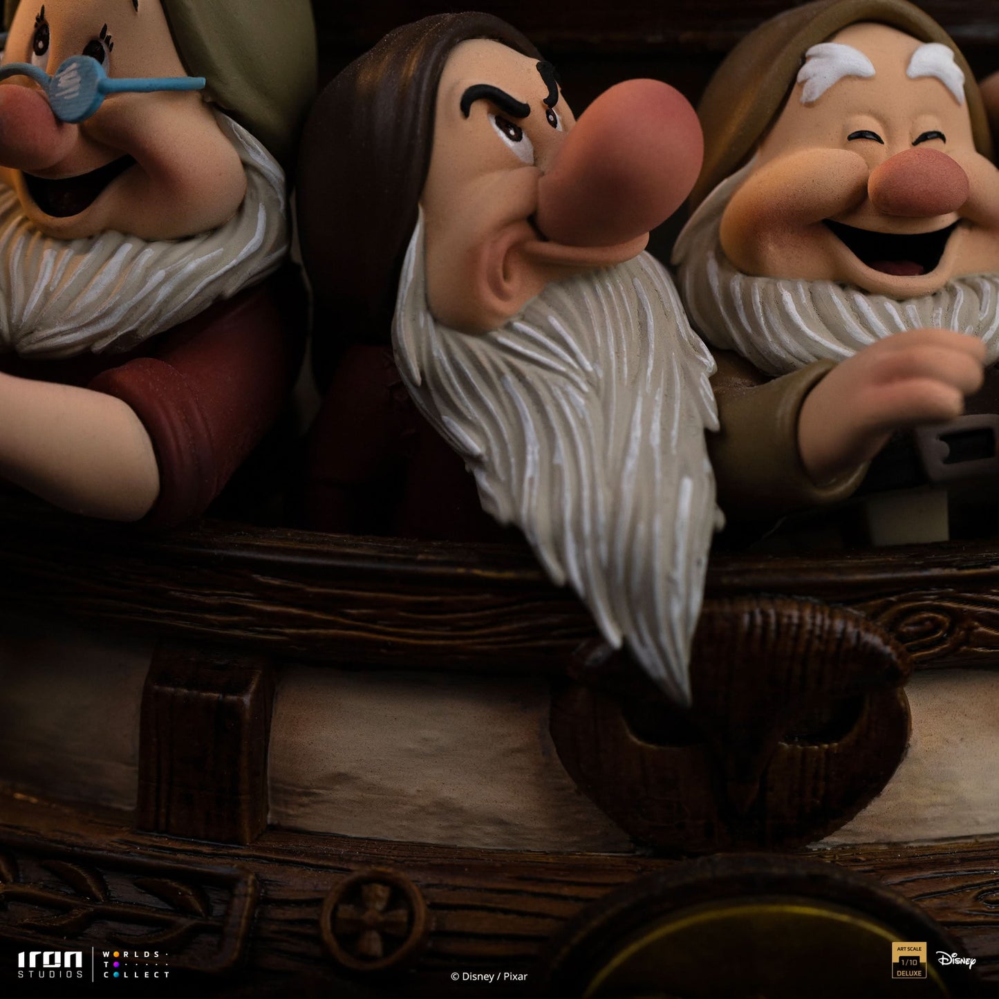Pre-Order - Snow White Deluxe Statue - Snow White and the Seven Dwarves - Art Scale 1/10 - Iron Studios