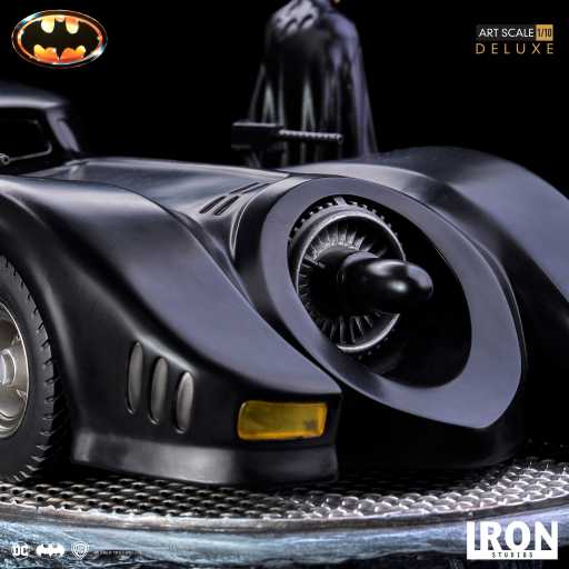 Batman & Batmobile Statue (Deluxe) - Batman 1989 - Art Scale - Iron Studios