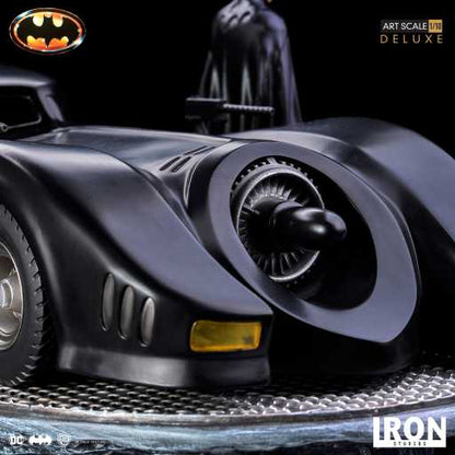 Batman & Batmobile Statue (Deluxe) - Batman 1989 - Art Scale - Iron Studios