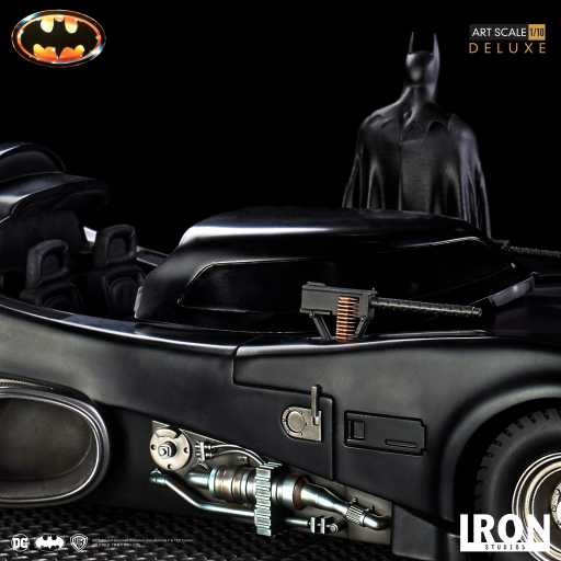 Batman & Batmobile Statue (Deluxe) - Batman 1989 - Art Scale - Iron Studios