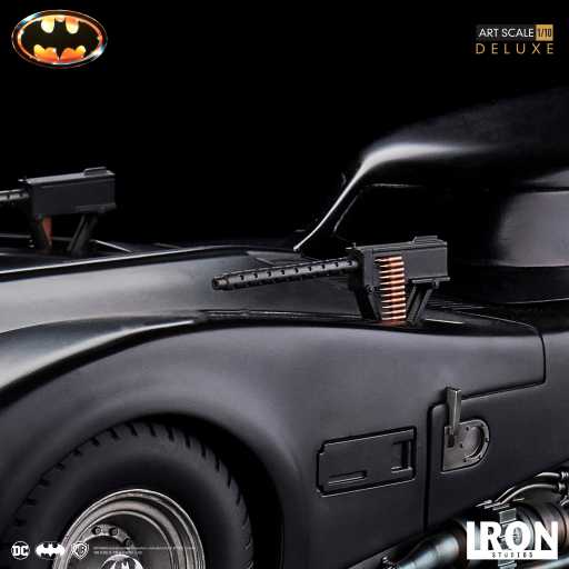 Batman & Batmobile Statue (Deluxe) - Batman 1989 - Art Scale - Iron Studios