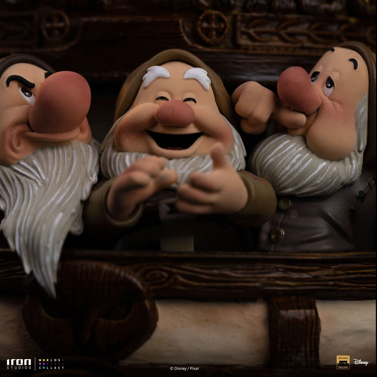 Pre-Order - Snow White Deluxe Statue - Snow White and the Seven Dwarves - Art Scale 1/10 - Iron Studios