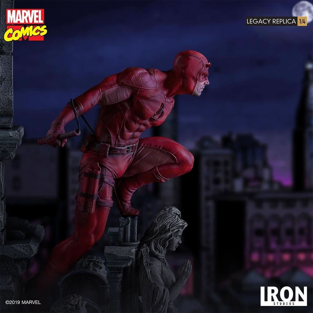 Daredevil Statue - Marvel Comics - Legacy Replica 1/4 - Iron Studios