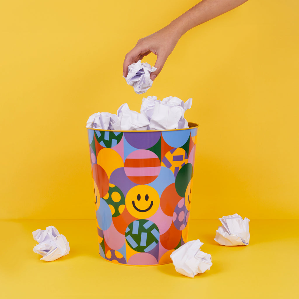 Los Pepes Smileys Wastebasket