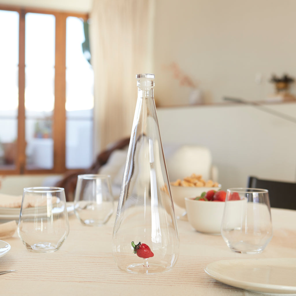 Bouteille de fraise botanique