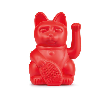 Glückliche rote Katze