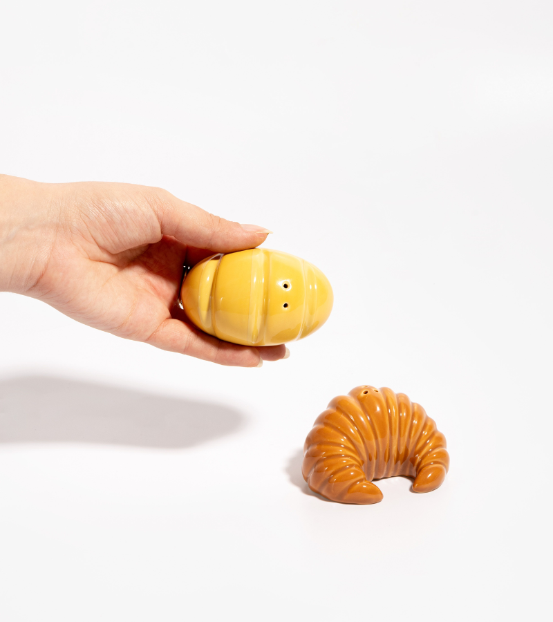 Baguette and croissant salt and pepper shakers