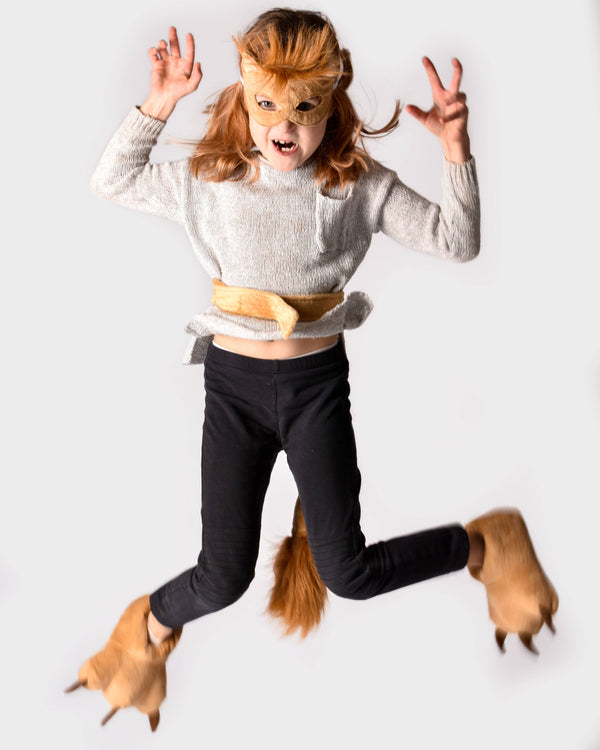 Lion slippers EU sizes 30-34 with mask and tail