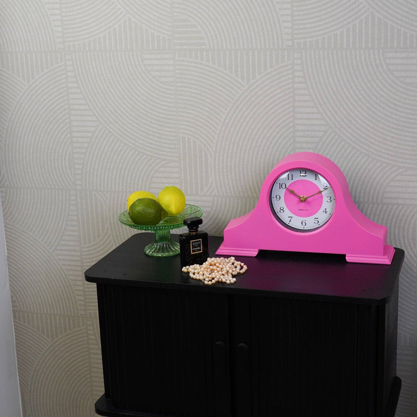 Clock - Mantel clock - Neon pink - 36x8.5x20 cm