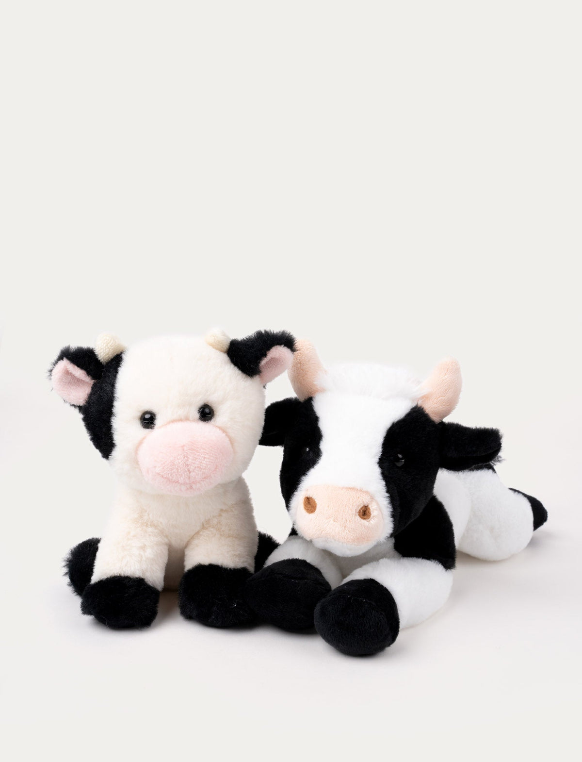 Duo de Peluches Vaches – Maman et Bébé
