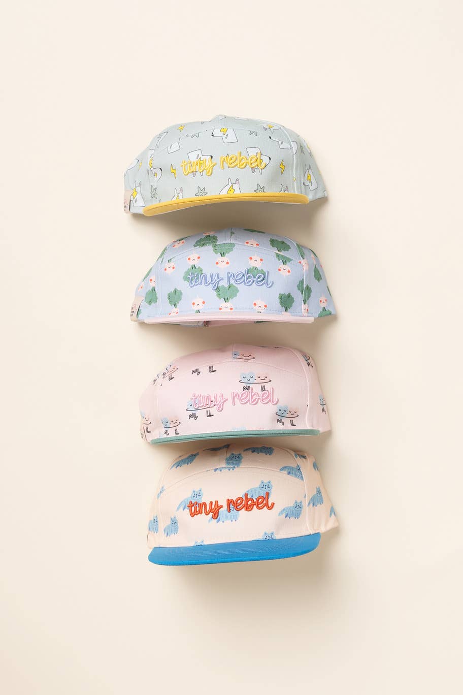 Cappellino per bambini con amici vegetali
