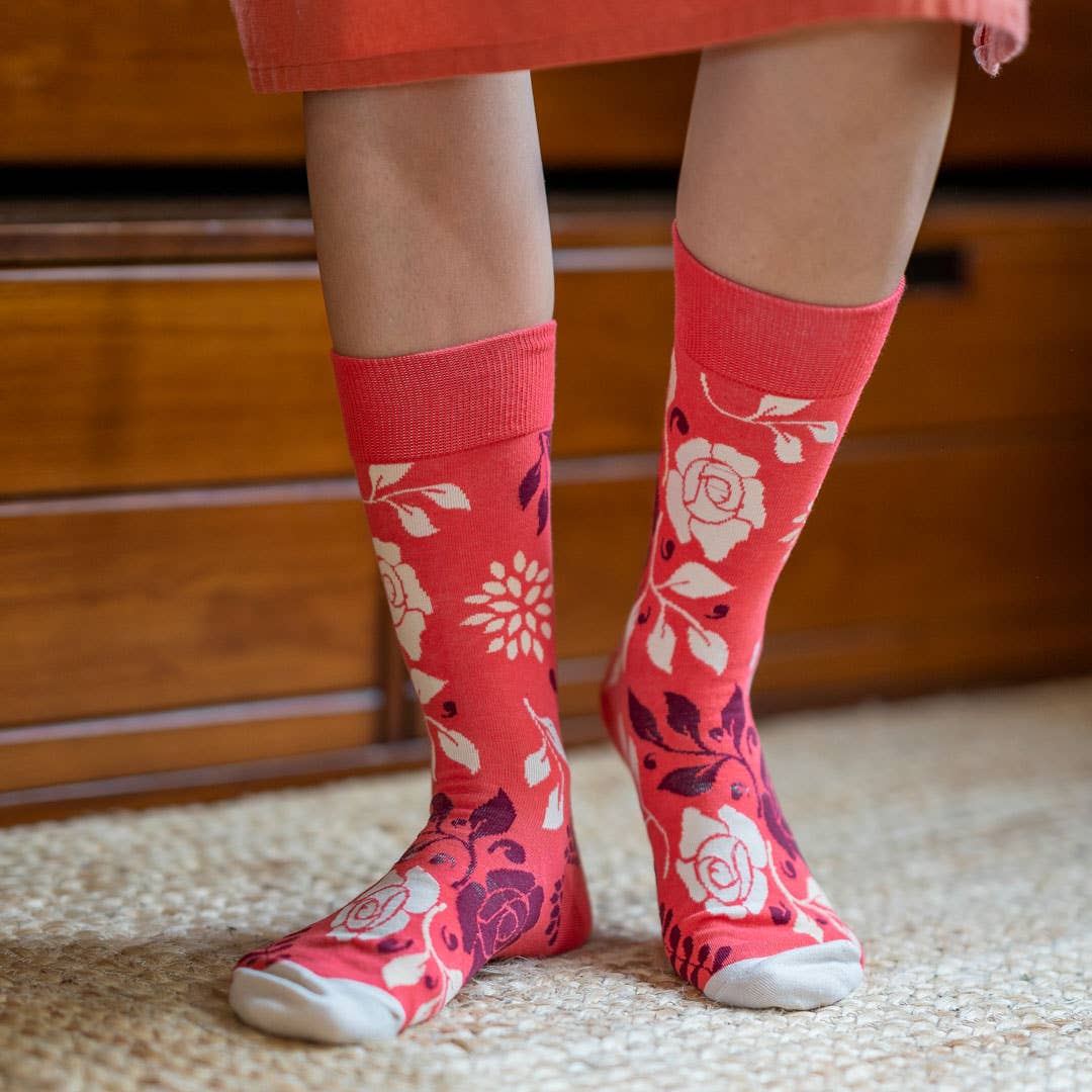 Unisex Mid-Calf Classic Cotton Socks - RED ROSES