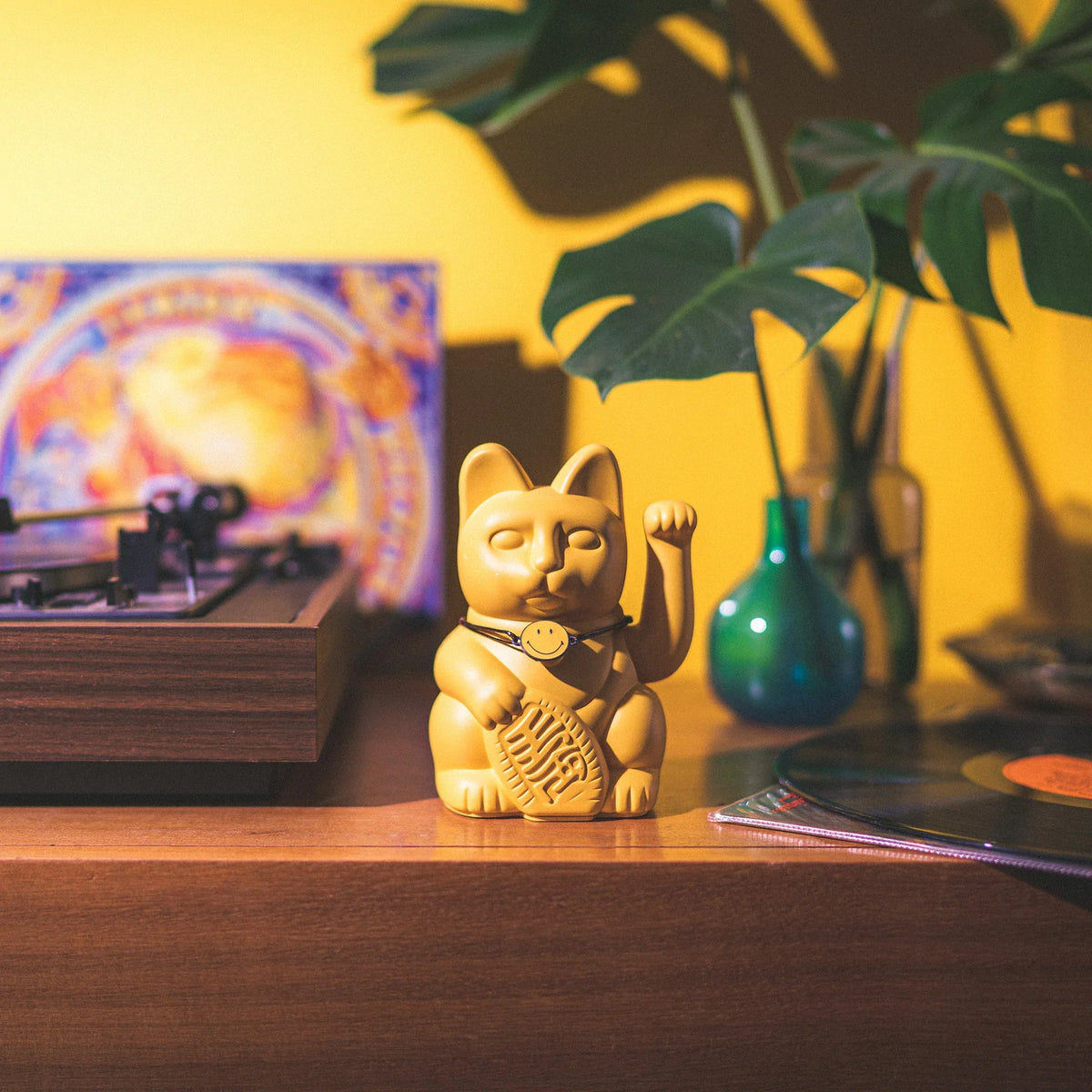 SMILEY® Deep Yellow Lucky Cat