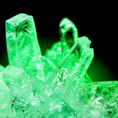 GROW YOUR OWN GLOW-IN-THE-DARK CRYSTALS