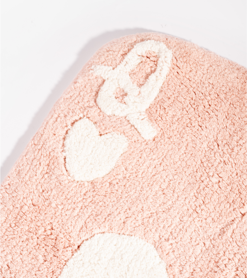 Queen of Hearts bath mat