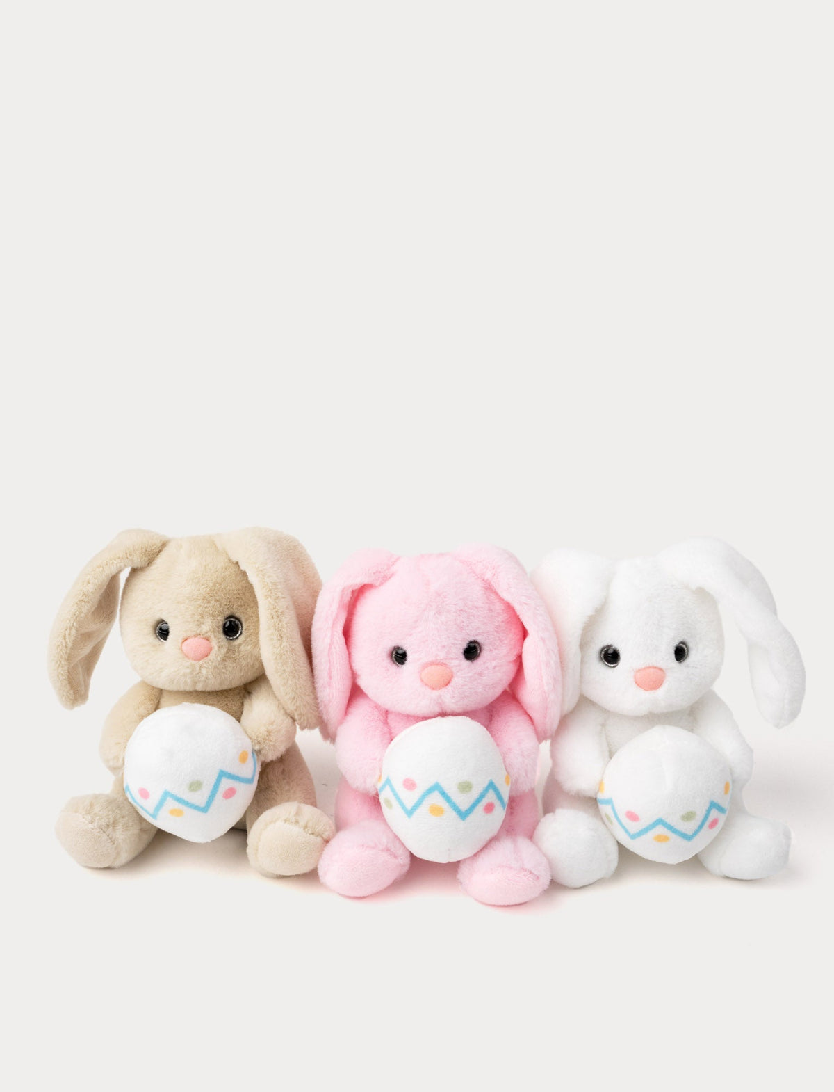 Trio de Peluches Lapins avec œufs de Pâques
