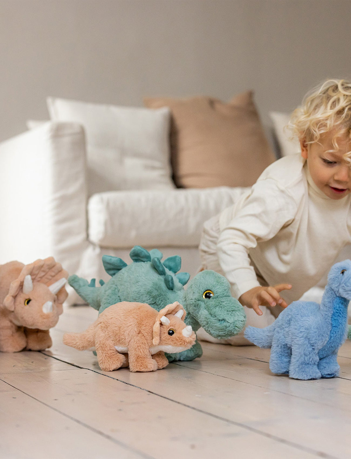 Peluche Dinosaure Triceratops – Grand – Vue 6