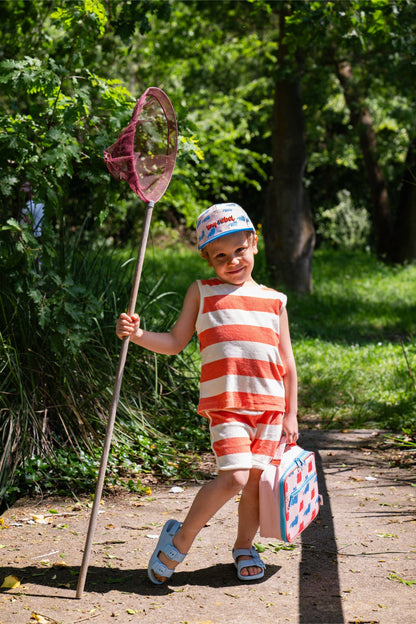 Hats off to the meowing cats!