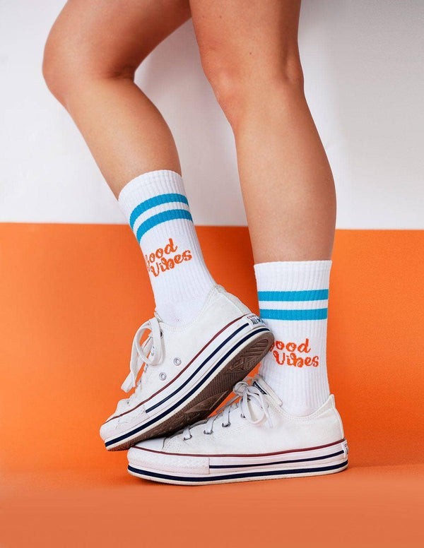 GOOD VIBES socks
