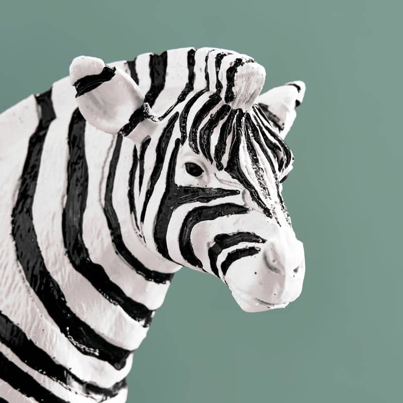 Zebra chandelier, poly/metal, 27 x 9 x 45 cm