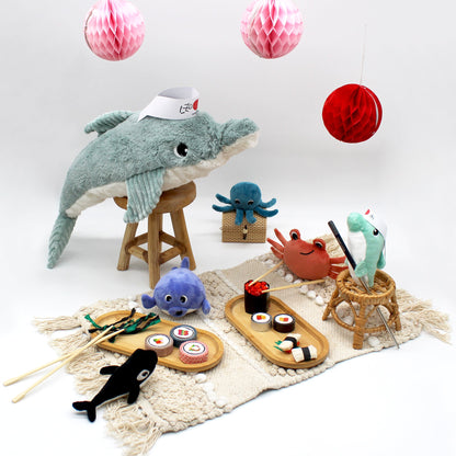 Peluche dauphin Tofou maman et son bébé vert menthe – Les Ptipotos – vue 4