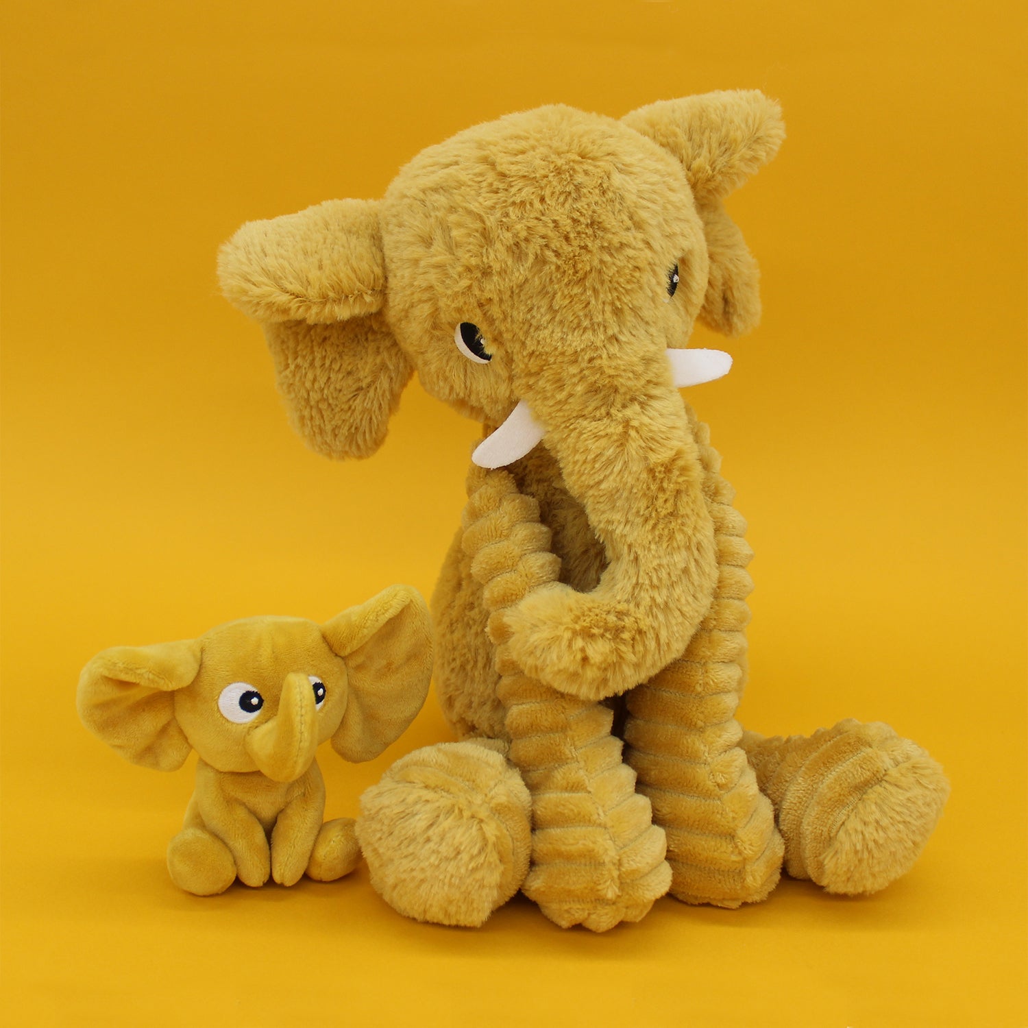 Peluche éléphant Dimoitou maman et son bébé jaune moutarde – Les Ptipotos – vue 8