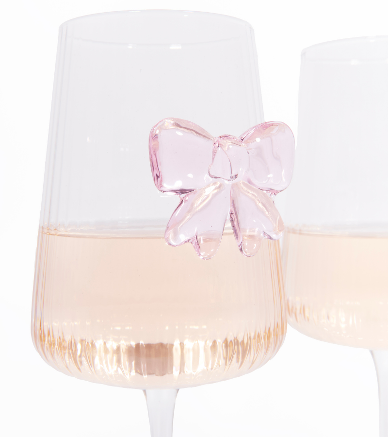 Set of 2 knot wine glasses