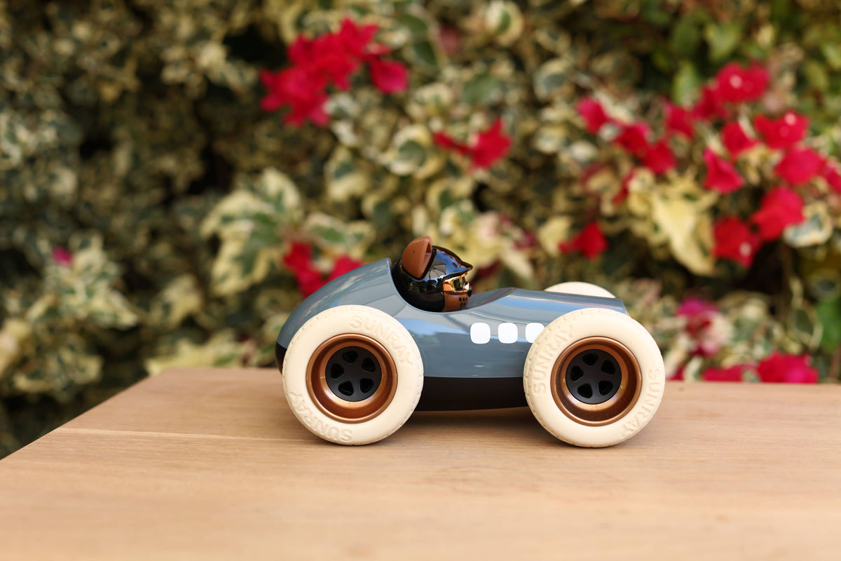 Egg Karlos Car - Scrambler - Grey