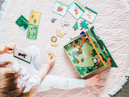 Magnetic Book - The Animal World