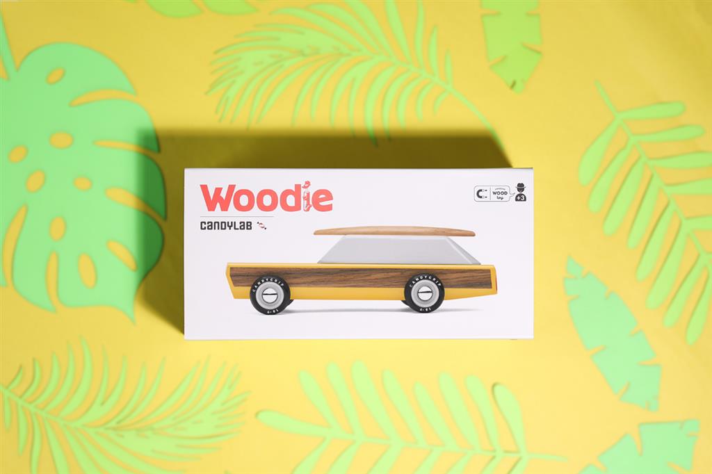 Candycar World Wooden Car - Station Wagon with Surfboard
