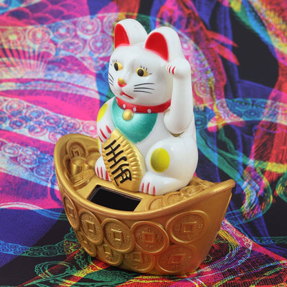 White Solar Lucky Cat 10cm