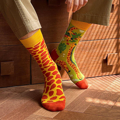 Funny "seamless" cotton socks. GIRAFFES