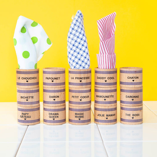 Ronds de serviette en bois – Collection Famille