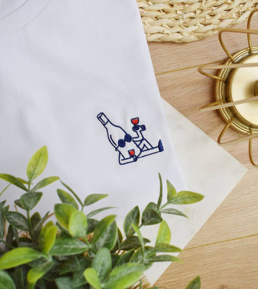 Embroidered T-shirt - Mr. Wine