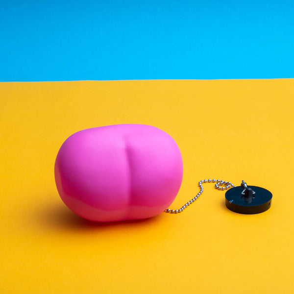 Butt-shaped bathtub plug