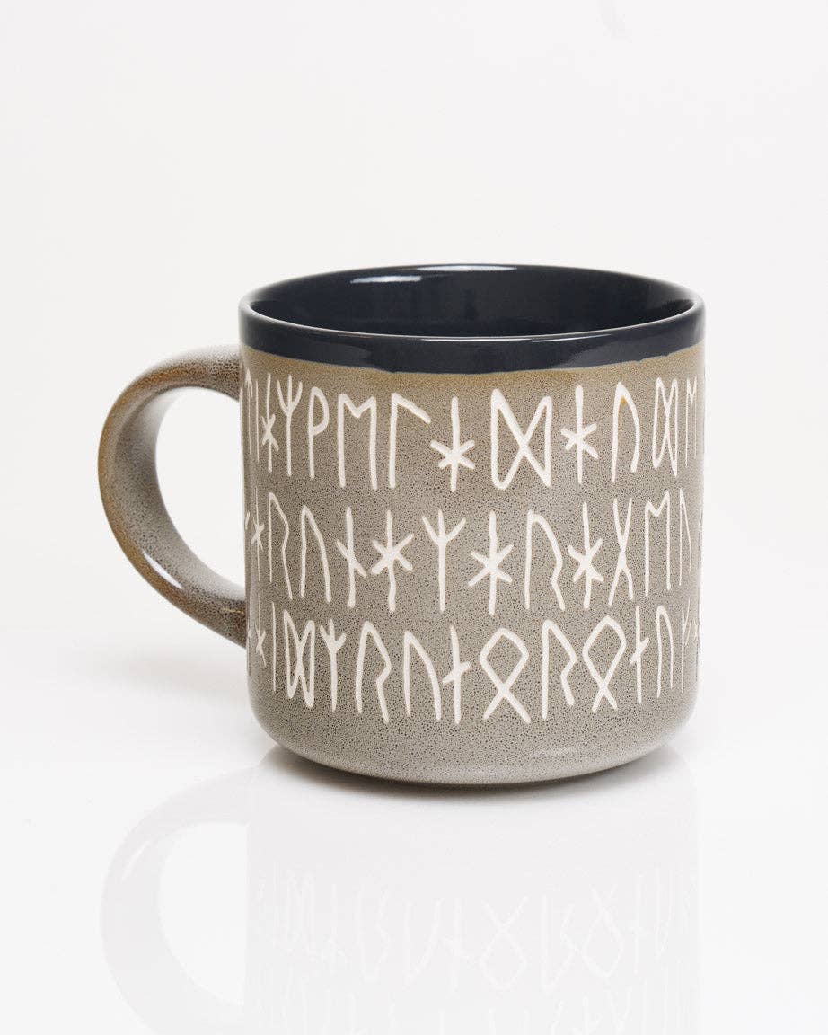 Mug de Sculptée à la Main avec Runes Nordiques (430 ml) – produit scientifique Cognitive Surplus EU, vue 2