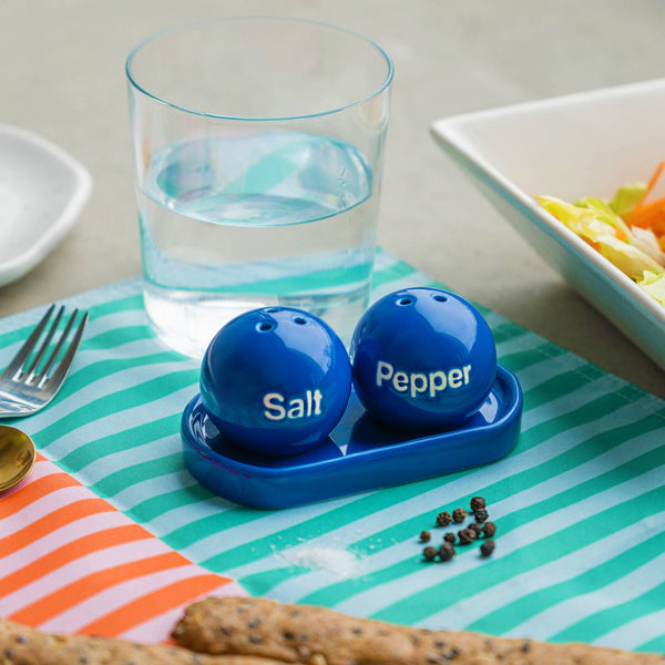 Salière et poivrière ping-pong bleu – vue 2