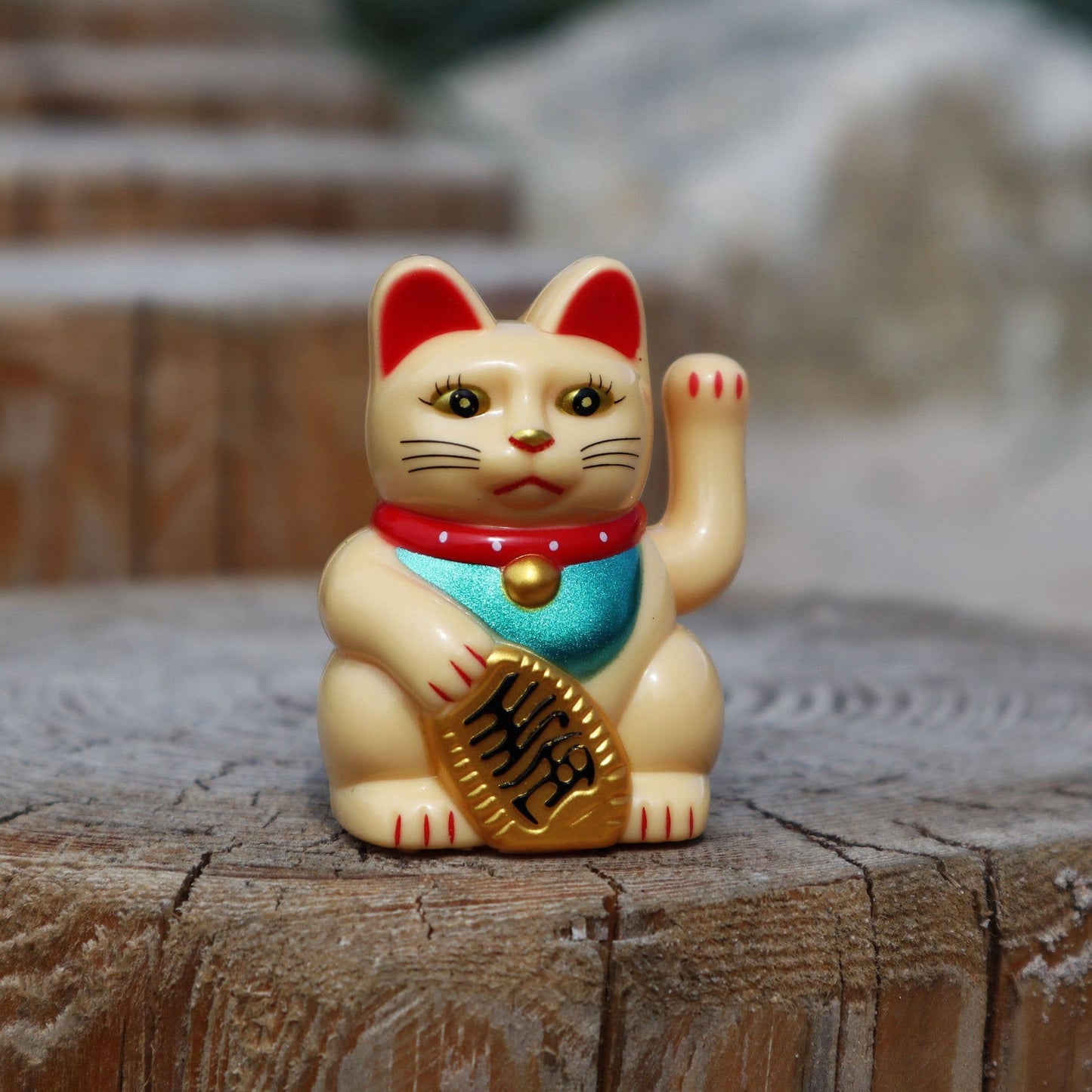 Lucky solar beige mini cat 5cm