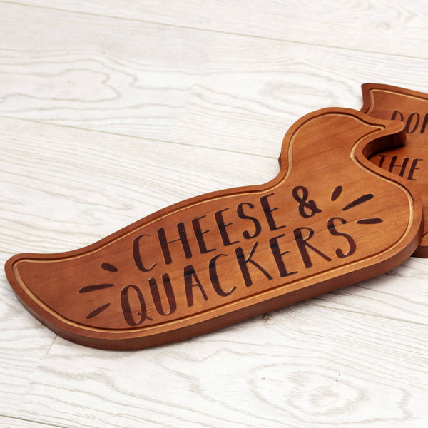 Planche à charcuterie en bois Canard “Cheese & Quackers”