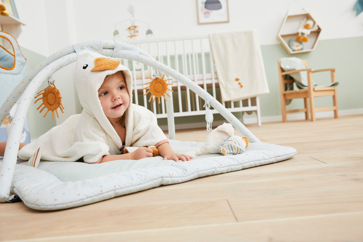 Edda the Duck activity mat