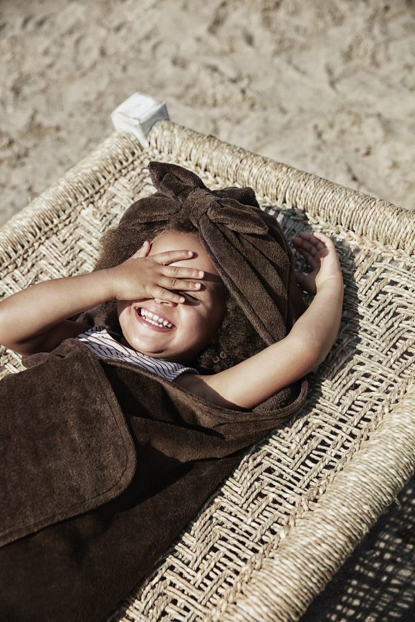 Bow chocolate bath cape