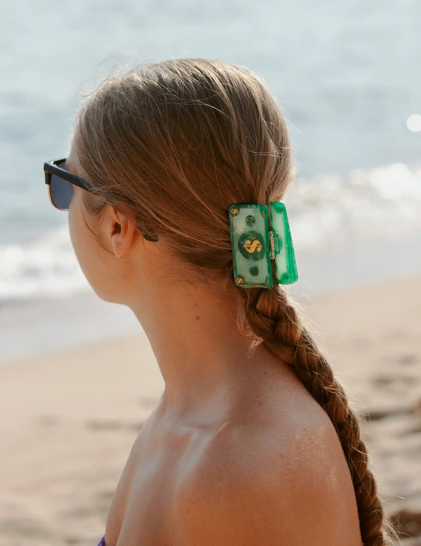 "Manifesting" – la thune dollar Pince à cheveux design soigné | Joanna Behar – vue 5