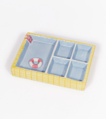 Poolside jewelry stand